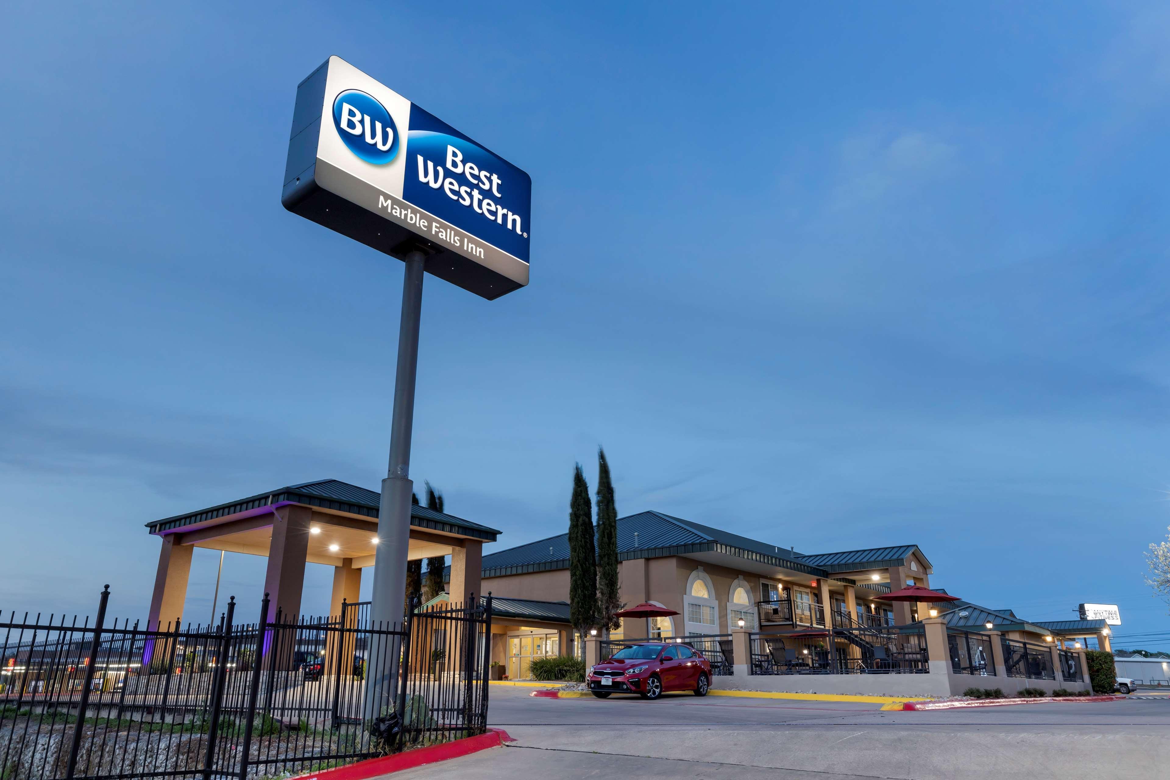 Best Western Marble Falls Inn מראה חיצוני תמונה